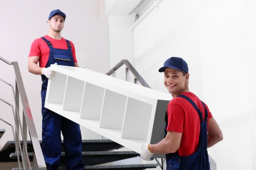 Local moving service for homes and businesses in Croydon