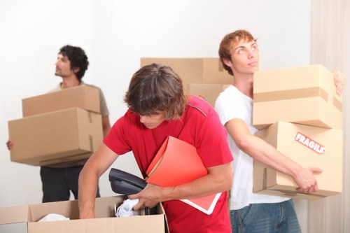 Croydon property access and parking considerations for removals
